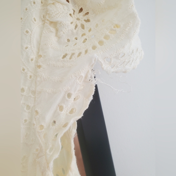 UO Wild Daisy Eyelet Tie-Back Midi Dress - Picture 4 of 5